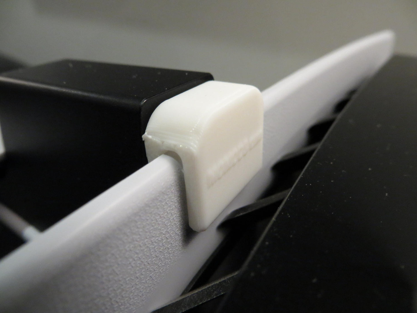 Headset Charging Hanger & Mount Clip for Pulse Elite Wireless Headset