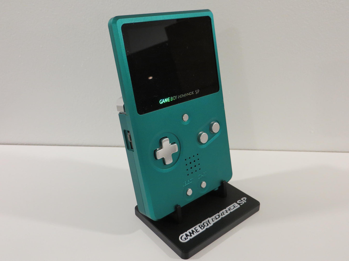 Nintendo Game Boy Advance SP Display Stand (AGS-001, AGS-101, Boxy Pixel Unhinged)