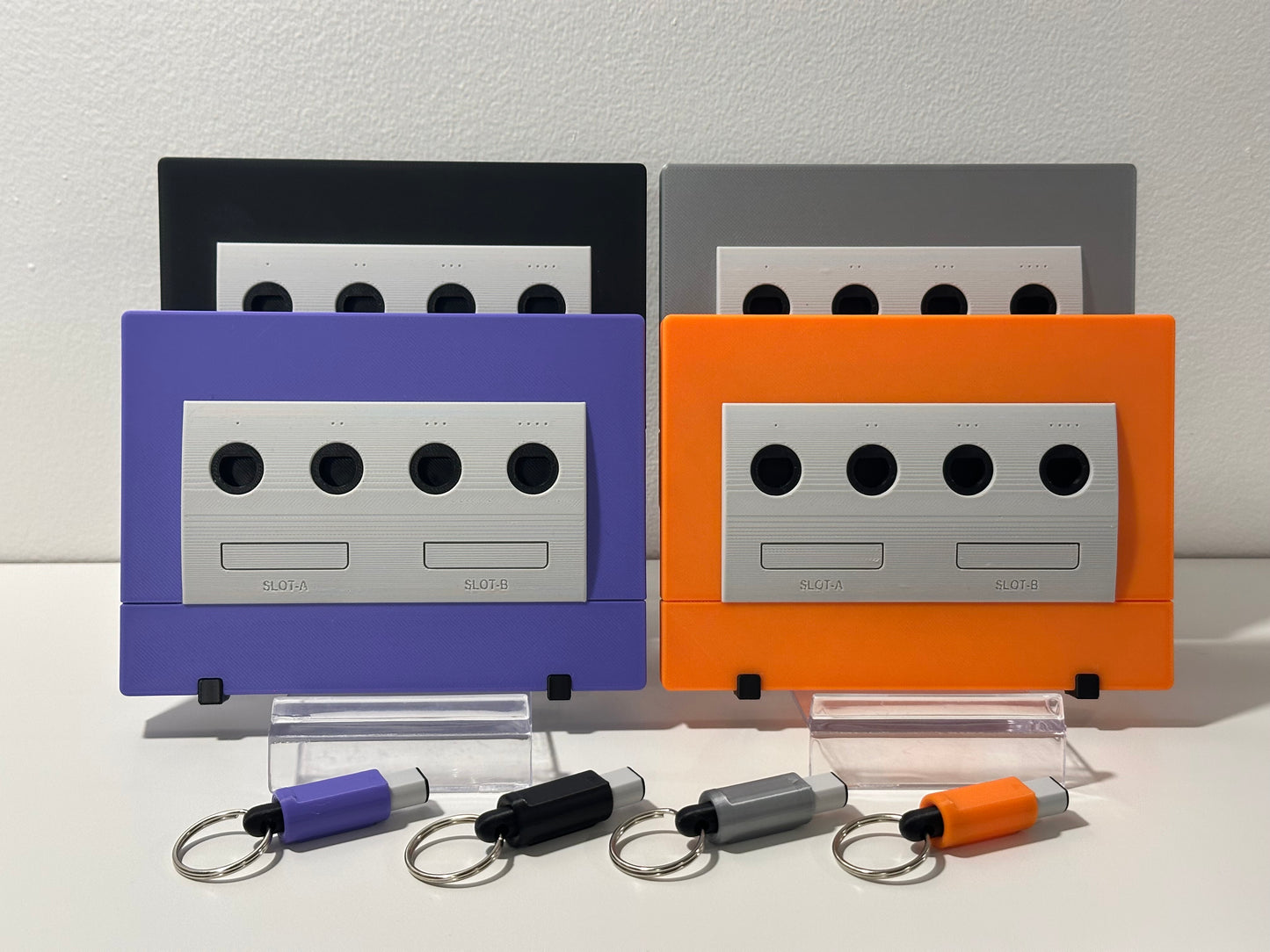 Retro Gaming Key Holder with 4 Controller Plug Keychains - Inspired by GameCube