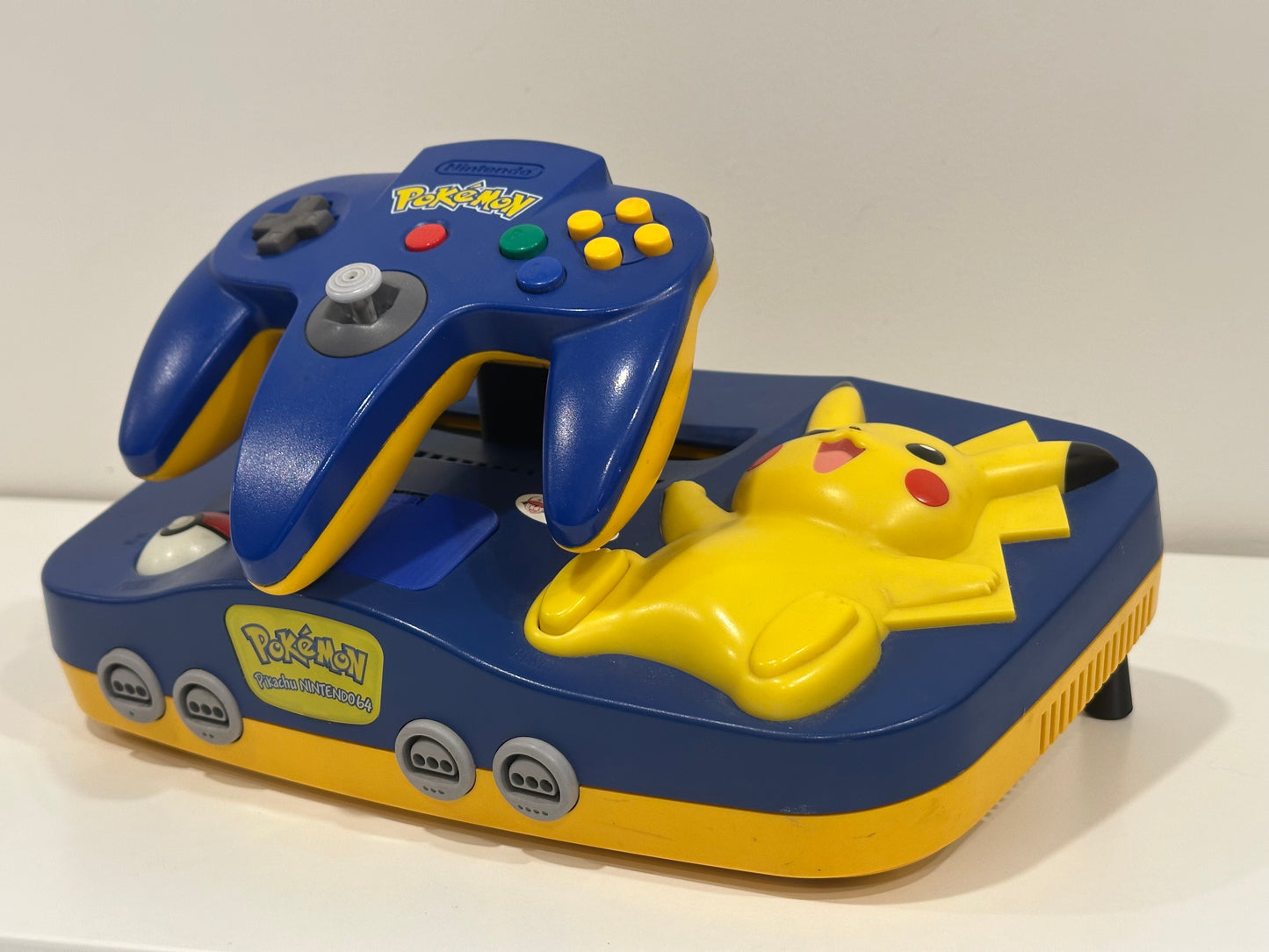 Nintendo 64 Controller Mount & Angled Console Stand
